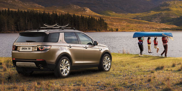 NUOVA DISCOVERY SPORT - L’AVVENTURA È NEL NOSTRO DNA.